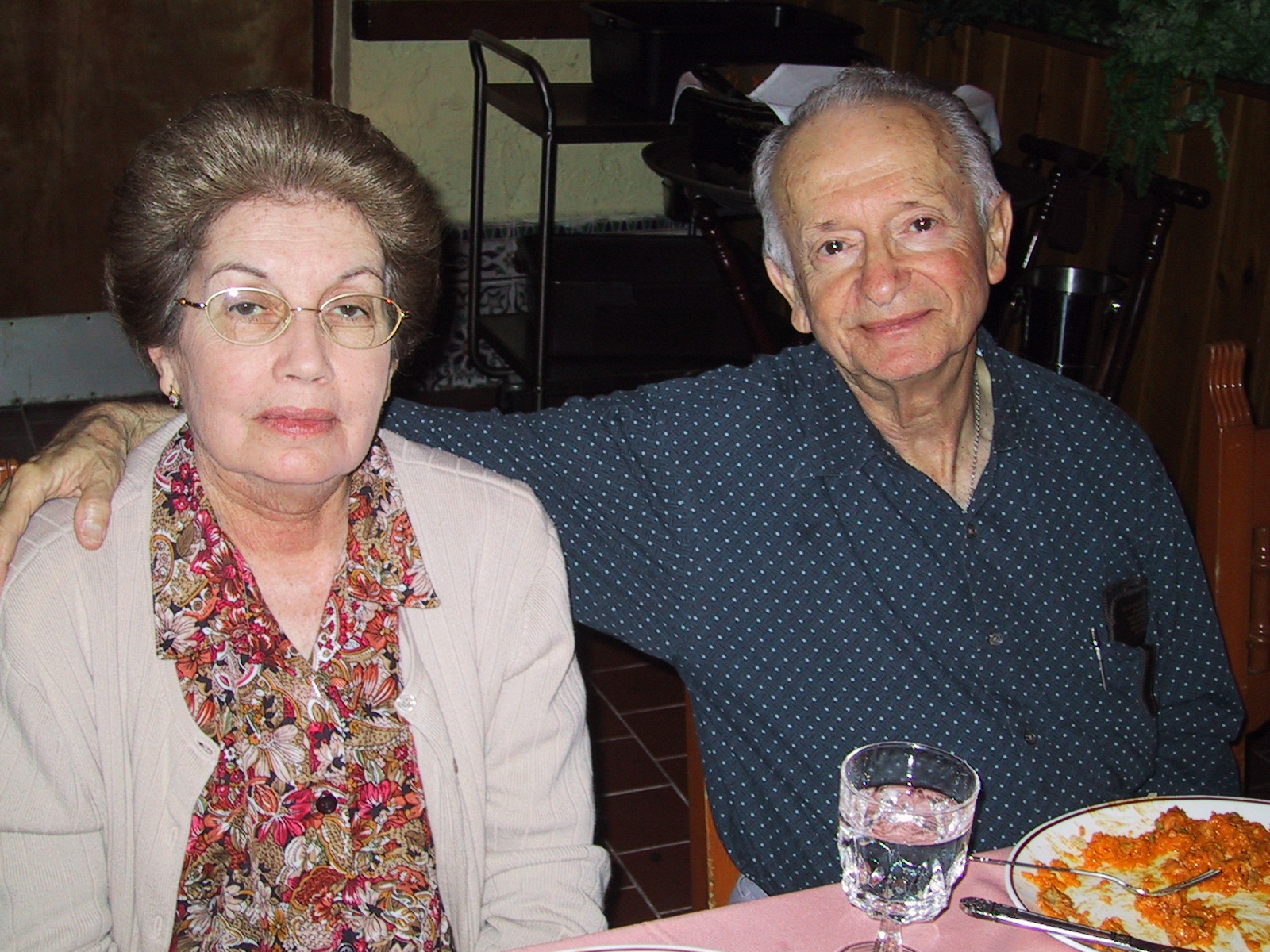 ./2001/Javi's Wedding/102-0233_IMG.JPG